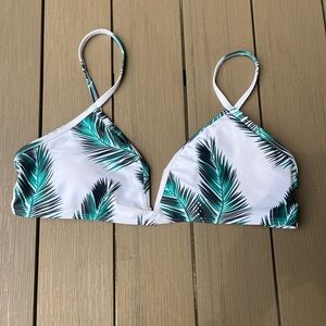Summer Bikini Top Green / White Palm Leaves Plants Floral Design Beach Swimsuit
